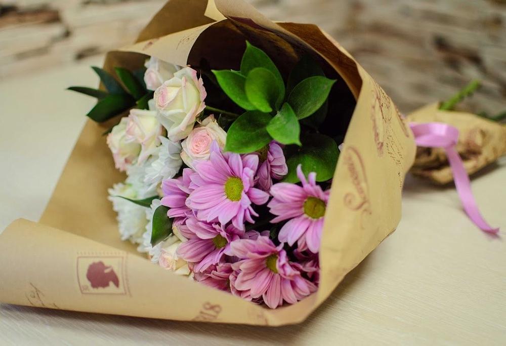 Букет цветов из: Розы и Хризантемы в Рождествено Самарской области