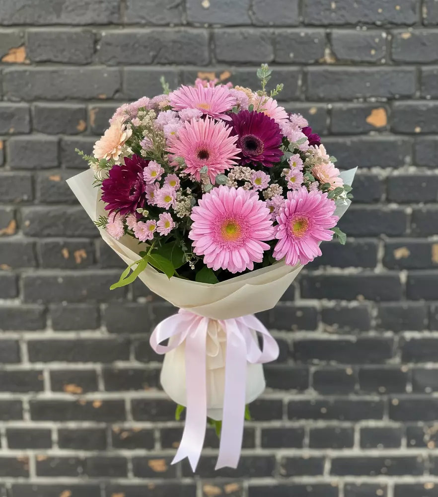Букет цветов из: Герберы и Хризантемы в Рождествено Самарской области