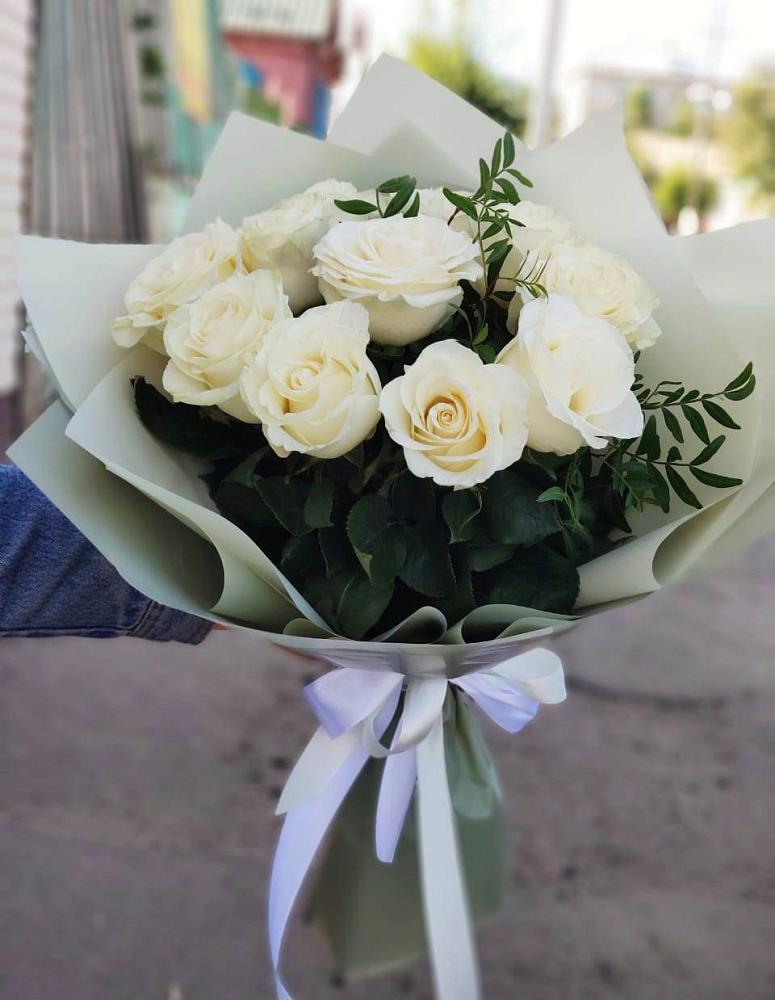 Букет Белые розы Проуд в Рождествено Самарской области
