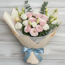 Букет цветов из:  Лизиантусы в Рождествено Самарской области