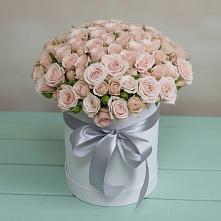 Цветочная композиция из Розы в шляпной коробке в Рождествено Самарской области