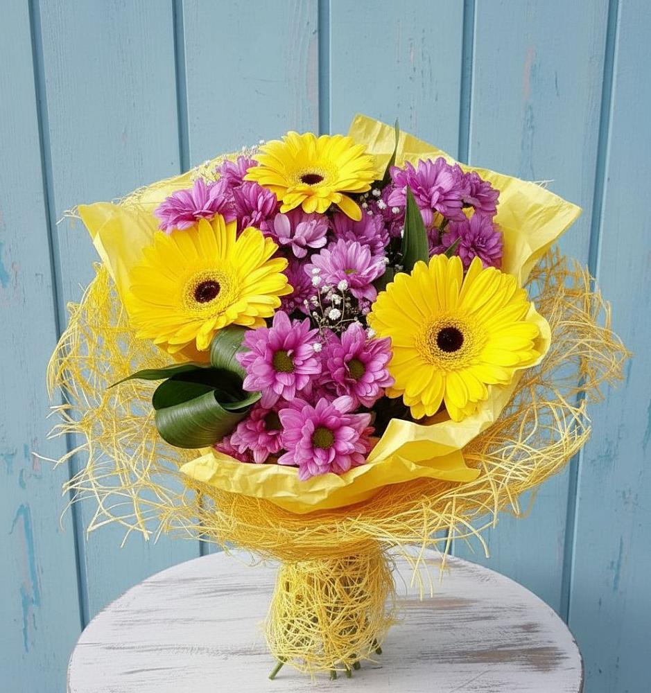 Букет цветов из: Хризантемы и Герберы в Рождествено Самарской области