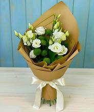 Букет цветов из:  Хризантемы и Лизиантусы в Рождествено Самарской области