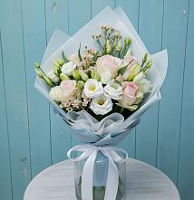 Букет цветов из:  Розы и Лизиантусы в Рождествено Самарской области