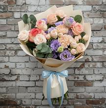 Букет цветов из:  Розы, Лизиантусы и Гвоздики в Рождествено Самарской области