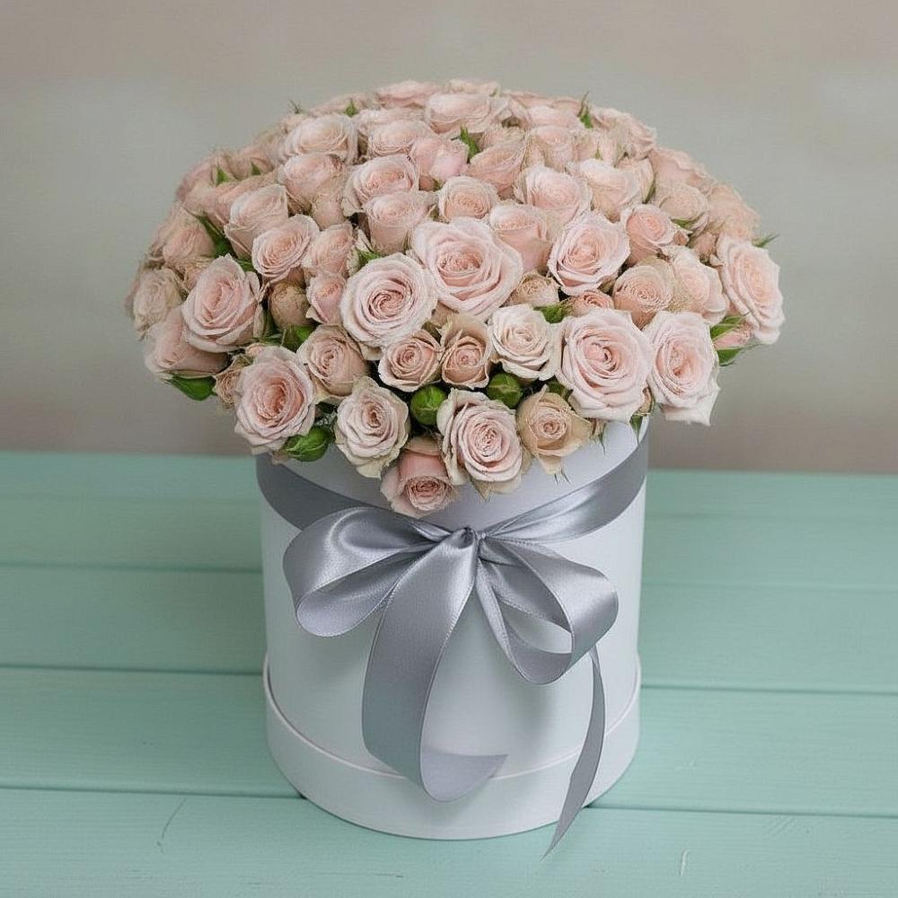 Цветочная композиция из Розы в шляпной коробке в Рождествено Самарской области